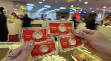 سعر سبيكة الذهب SJC يواصل الاستقرار فوق مستوى 180 مليون دونغ للأونصة